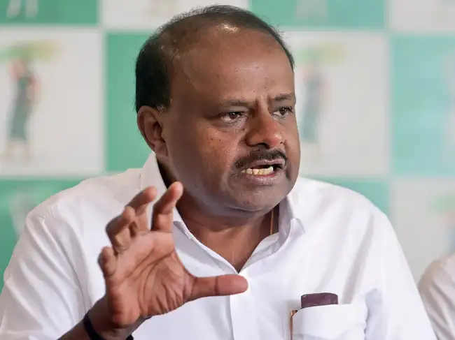 H. D. Kumaraswamy Minister of Heavy Industries and Public Enterprises of India