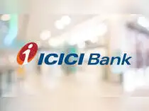 ICICI closes in on HDFC Bank's no.1 spot in Nifty as share show diverges