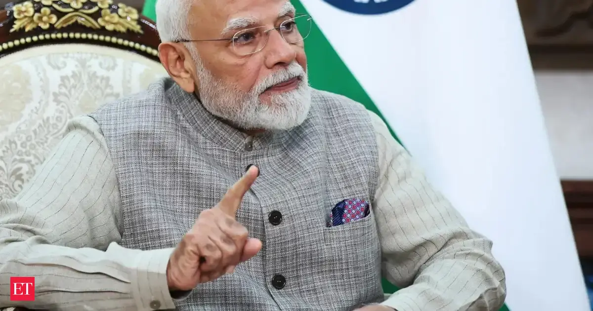 PM Narendra Modi urges auto industry to innovate, pursue excellence and expand global footprint