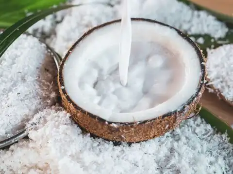  Stir In Coconut Milk And Cardamom