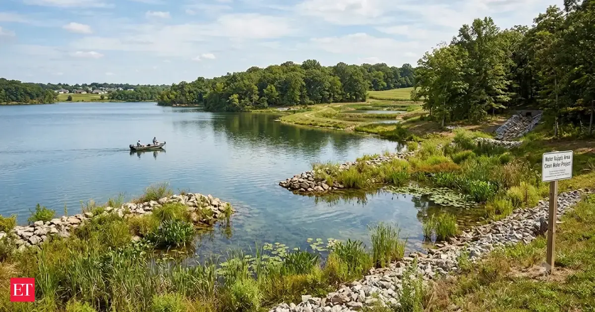 In 2004, Illinois began Cedar Lake restoration with 3 projects to curb erosion. 18 years later, Cedar Creek was delisted for 3 impairments after sediment and TSS improved