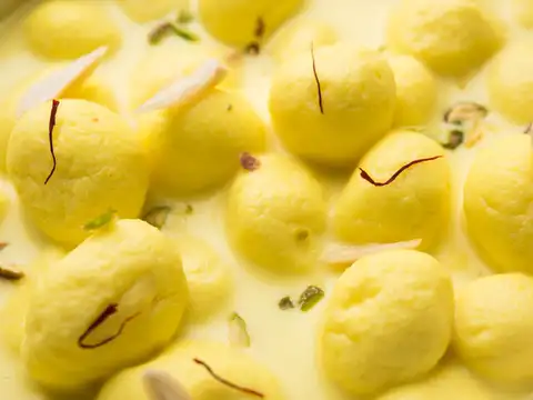 Step 4: Flavour the rabdi