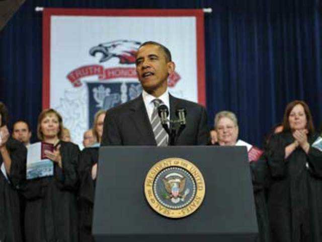 Obama speaks at the Joplin High School Commencement Ceremony