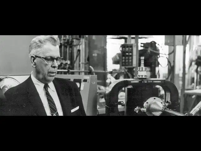 Percy Spencer microwave invention<br>