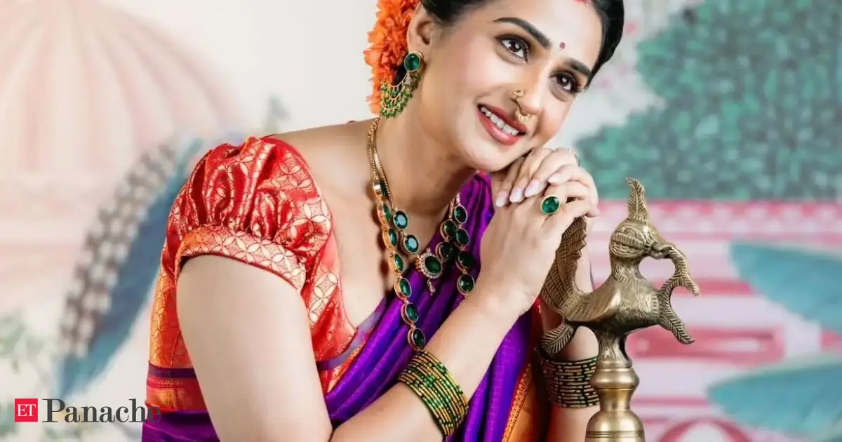 Famous Telugu actress quit acting after marriage, moved to US and built a career in IT. 19 years later, she returned to films with Thumandu. Why did she leave films?