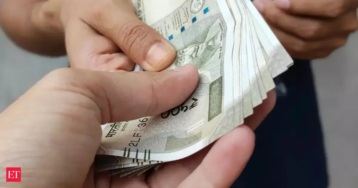 Indian households shift spending towards discretionary goods, services