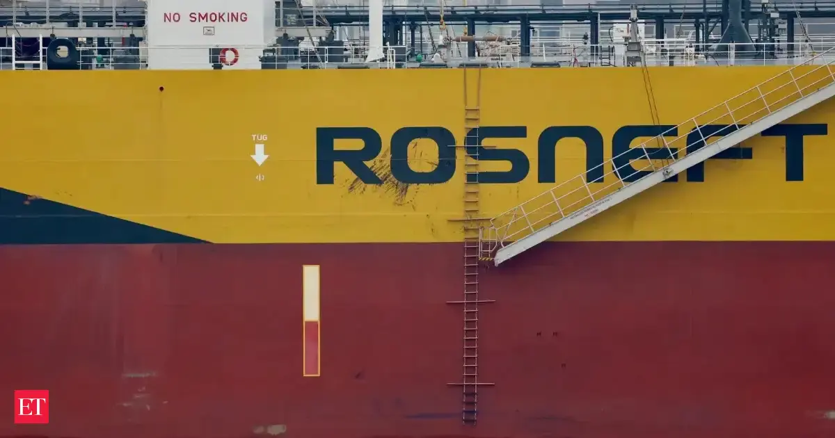 Putin says first oil flows through Rosneft’s Vostok Oil pipeline