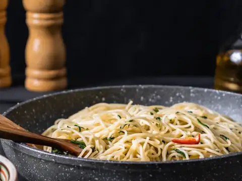Combine the pasta with the sauce