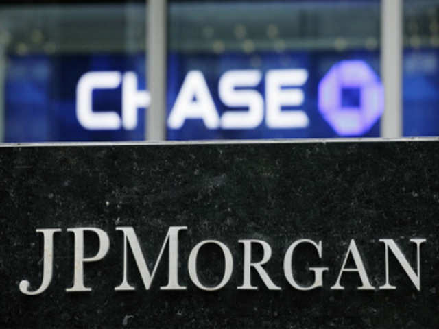 Financial regulation in focus due to trading loss at JPMorgan