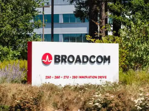 ​Broadcom Stock &mdash; Buy, Sell or Hold?