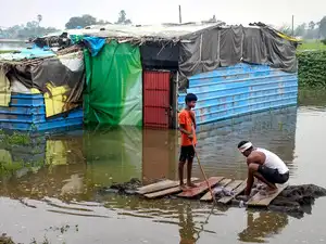 Weather: Swollen Punpun river in Patna