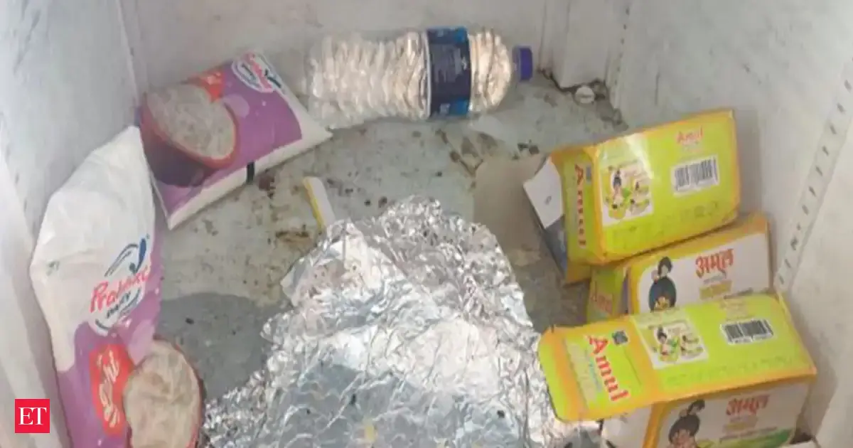 FDA suspends food licences of IRCTC supplier, 3...