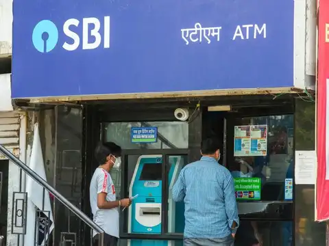 SBI ATM charges after free transaction limit: How much will customers pay?