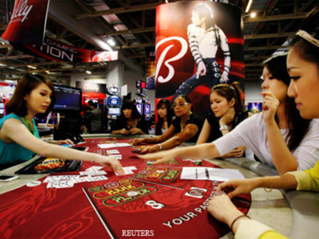 Casinos bet on Macau growth