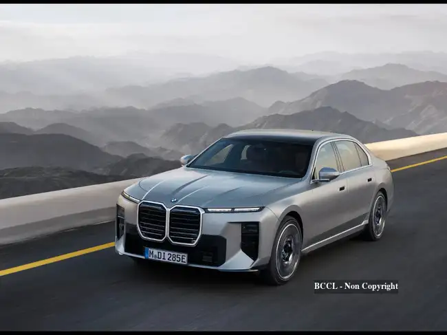 New BMW 7 Series launched in India: Check price, features, specifications, range, charging time and other details<br>