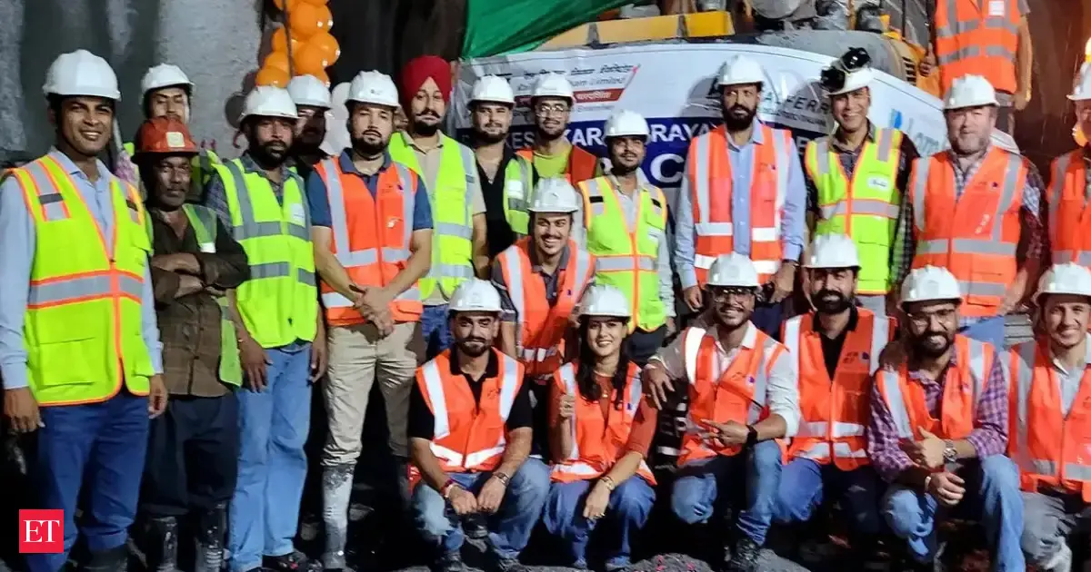 RVNL Marks 41st Tunnel Breakthrough on Rishikesh–Karnprayag Line