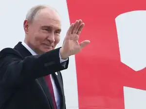 Russian President Putin proposes new insurance mechanism for brics member countries
