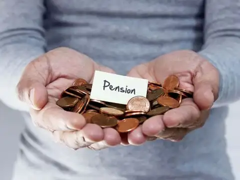 6. Defence pension: Lower the qualifying service requirement
