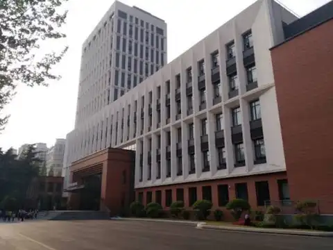 Shanghai Jiao Tong University: Antai, China