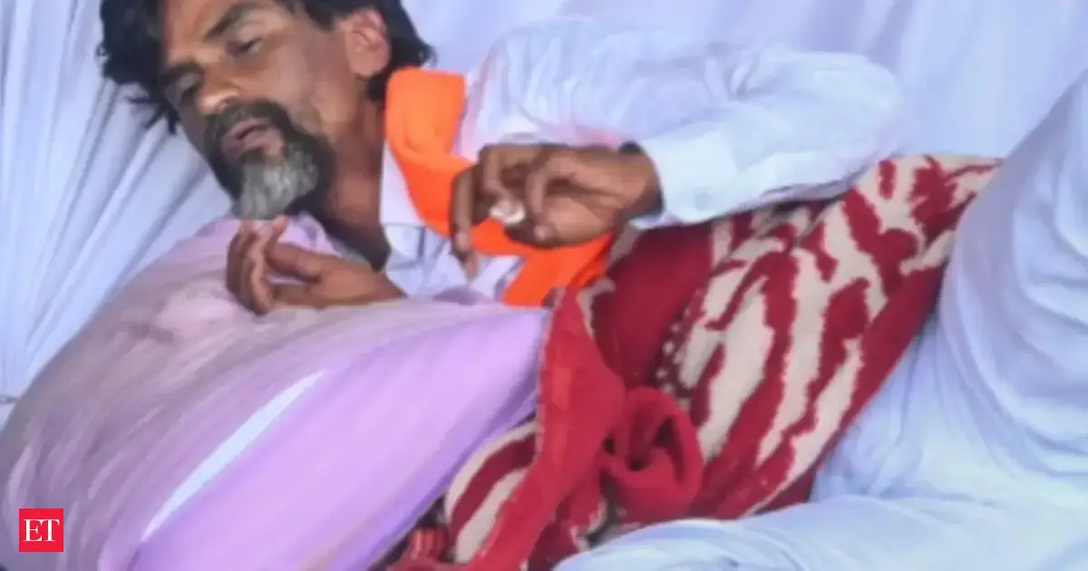 Maratha quota activist Manoj Jarange vows to take fight to Mumbai; rethink stir in view of Ganeshotsav, says CM Devendra