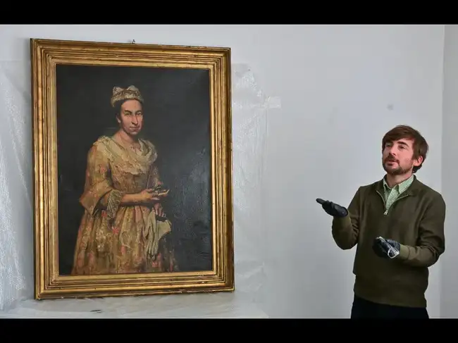 FILE PHOTO: Argentina officials recover missing painting stolen by Nazis and seen in real estate photo