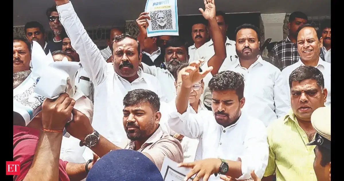 Congress calls UPI move ‘anti-national’, alleges US pressure