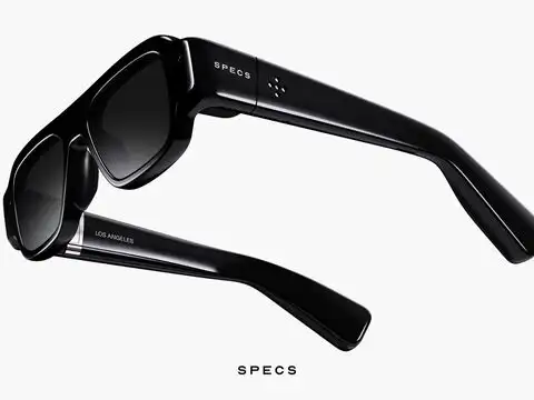 Snap brings AI to Specs