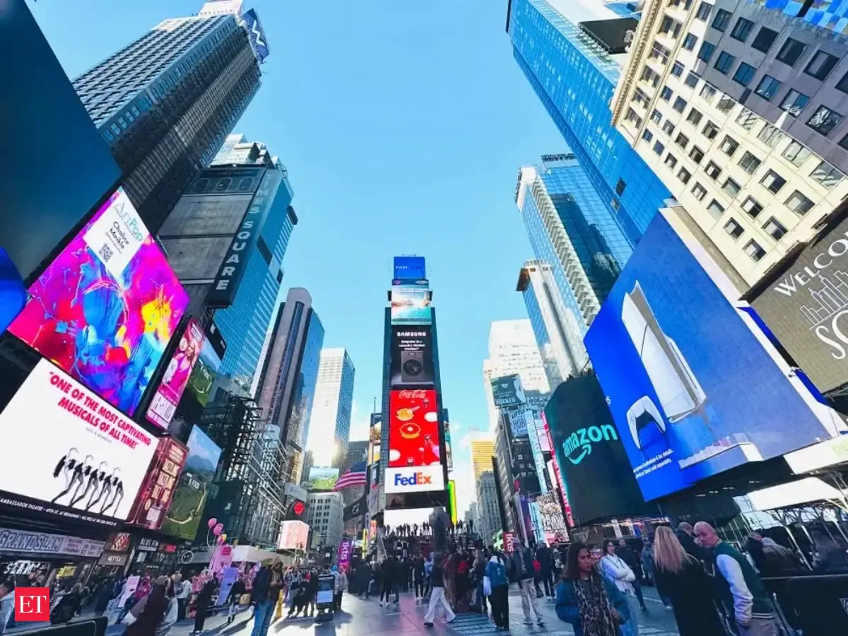 New York homes cost $832,000, so Gen Z is flocking to a city 90 miles away where they can buy nearly 3 houses for the price of one