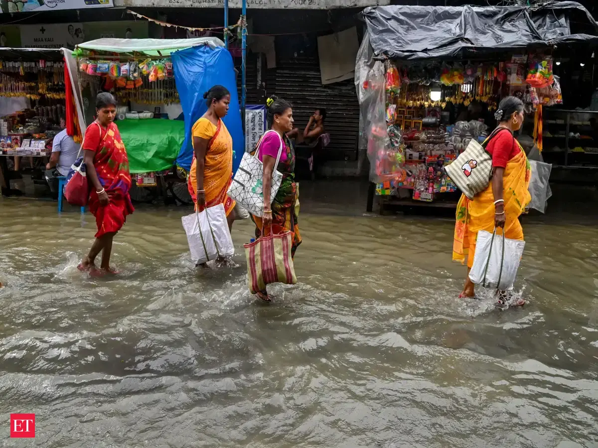 Delhi Braces for Renewed Heatwave Spell After Brief Respite | Quick Digest