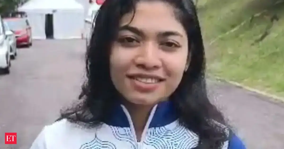 Asian Games 2026: Vidarsha dedicates team shooting silver to coach Manoj; husband Manu reflects on their journey
