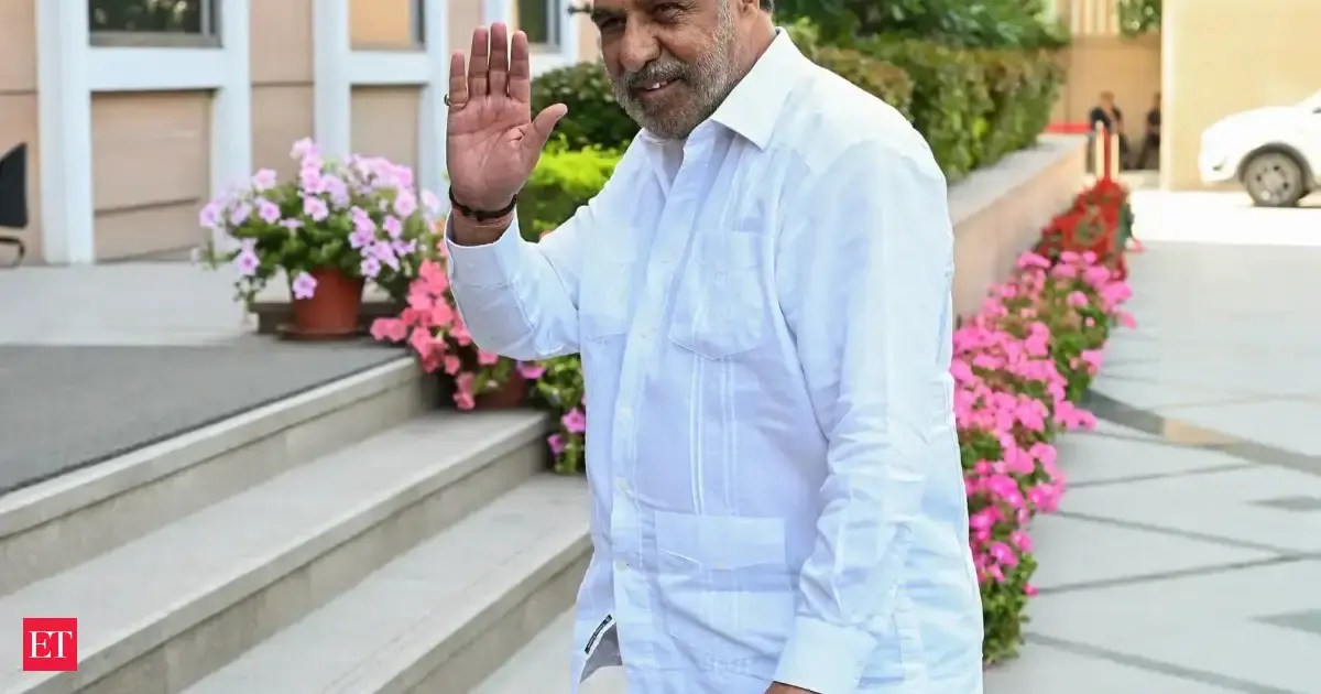 Reject US tariffs, put trade deal on hold: Congress' Anand Sharma to Govt