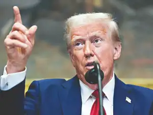 US President Says Houthis Agree Not to Attack US