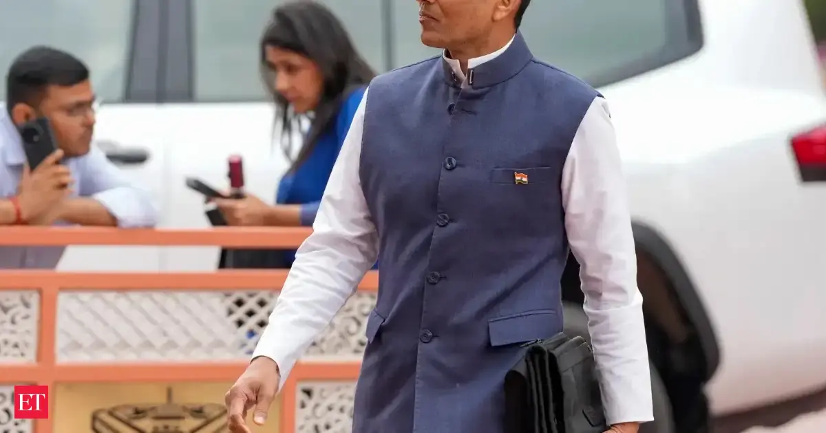 https://img.etimg.com/thumb/msid-134386066,width-1200,height-630,imgsize-88836,overlay-economictimes/articleshow.jpg