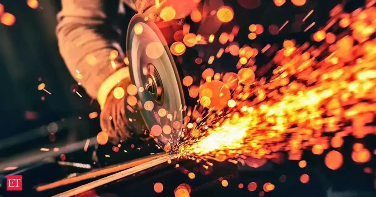 India's core sector slows to 4.8% in August 