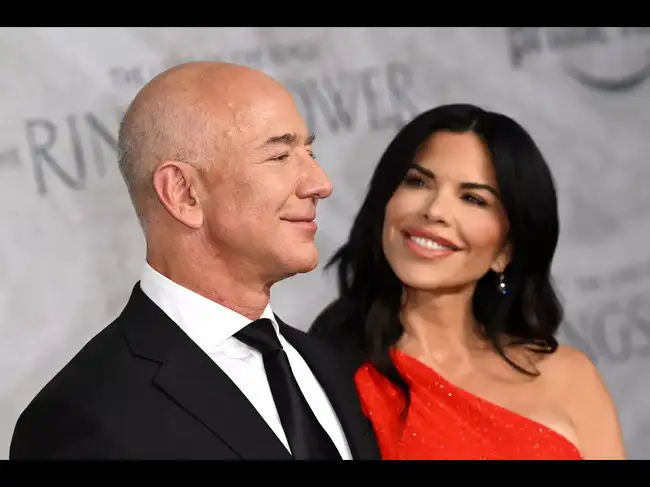 Lauren Sanchez backs Jeff Bezos’ $25 million Pacific ocean conservation push as Bezos Earth Fund expands protections across 625,000 square miles<br>