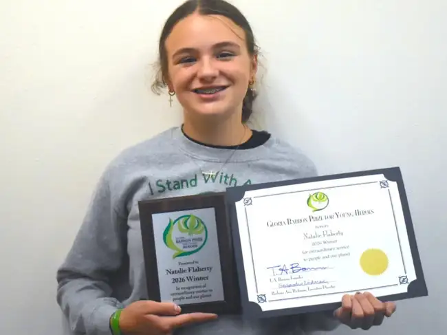 Natalie Flaherty: Minnesota girl wins $10,000 after distributing 100,000 bracelets