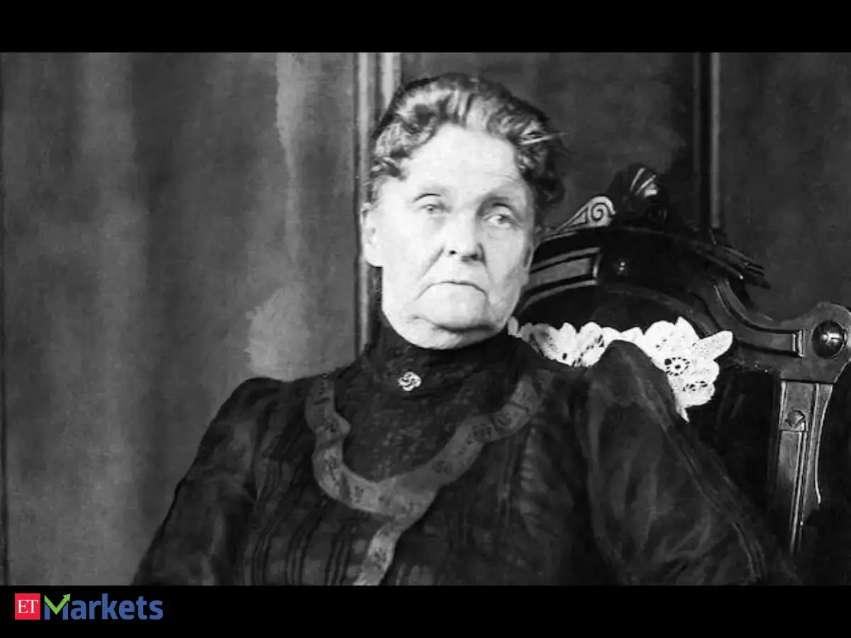 Hetty Green's Investment Wisdom: Buy Low When Fear Dominates Markets