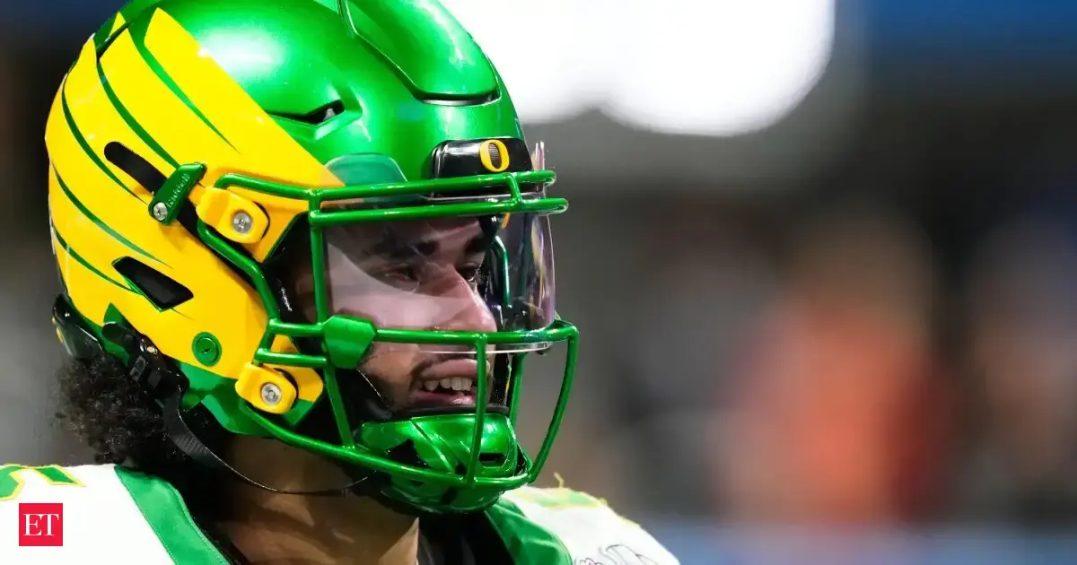 Watch: Oregon QB Dante Moore’s head smashes hard onto turf after a late hit, carted off the field in a viral video; check injury update