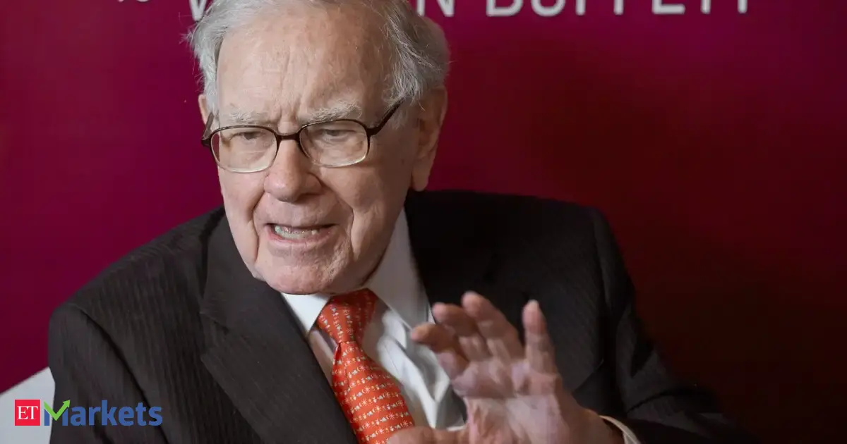 Warren Buffett předává otěže Berkshire Hathaway svému synovi