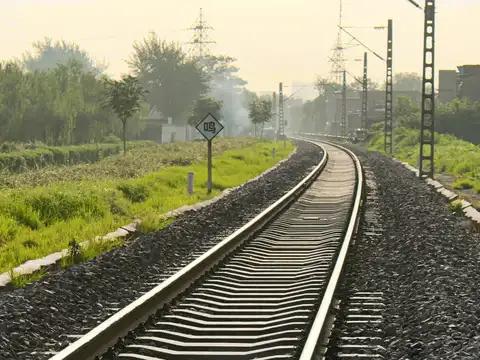 LNG train route: Sabarmati to Mahesana