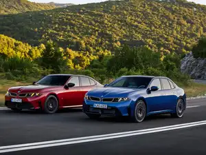 P90657631_highRes_the-new-bmw-3-series