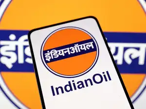 Indian Oil Gujarat refinery to start operating at expanded capacity by end of FY27, executive says