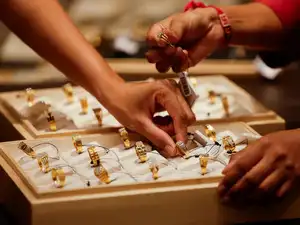 Gems and jewellery exports gold