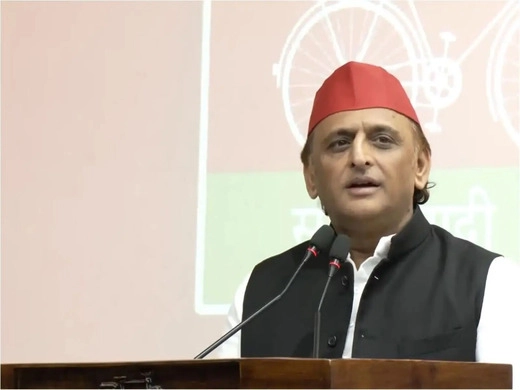 UP elections: Akhilesh Yadav in talks with many BJP MLAs, working to accommodate them