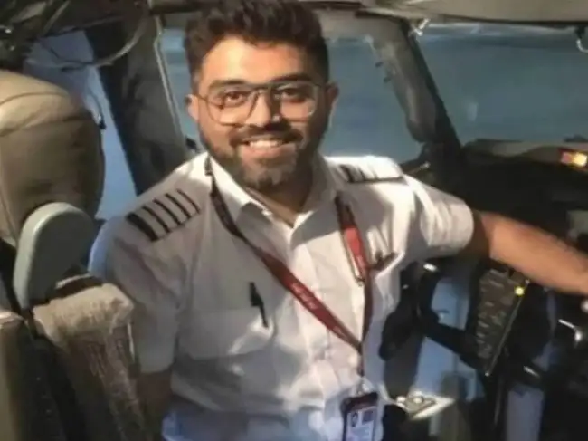 "Hit me so many times": New footage from flydubai flight shows bloodied Capt Machchhar whose heroics saved 180 lives