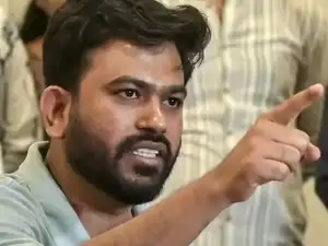 Fearing account removal, Abhijeet Dipke thanked Mamata Banerjee for backing the Cockroach movement demanding the Chief Election Commissioner's resignation.