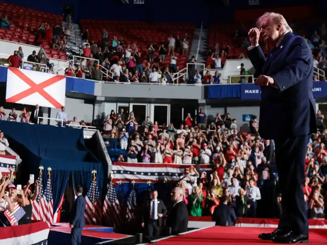 U.S. midterm elections 2026: Are Democrats finally making a comeback in Republican strongholds? Here's what a new midterm poll shows