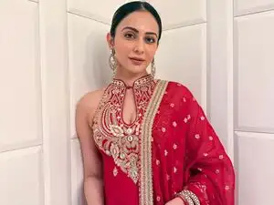Image for Actress Rakul Preet Singh clarifies over income tax raids: '