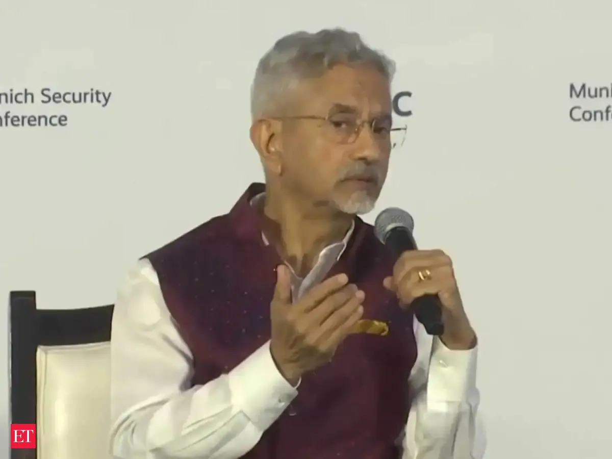 https://img.etimg.com/thumb/msid-134706437,width-1200,height-900,imgsize-37578,overlay-economictimes/articleshow.jpg