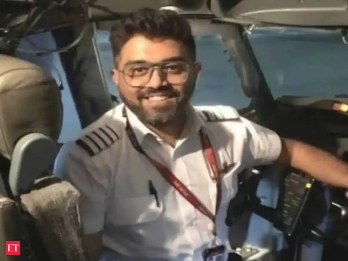 US House honours pilot Smit Machchhar for averting flydubai flight attack